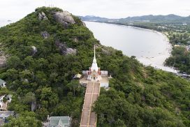 วัดเขาตะเกียบ