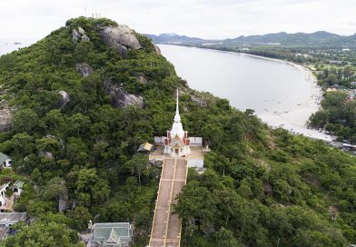 วัดเขาตะเกียบ